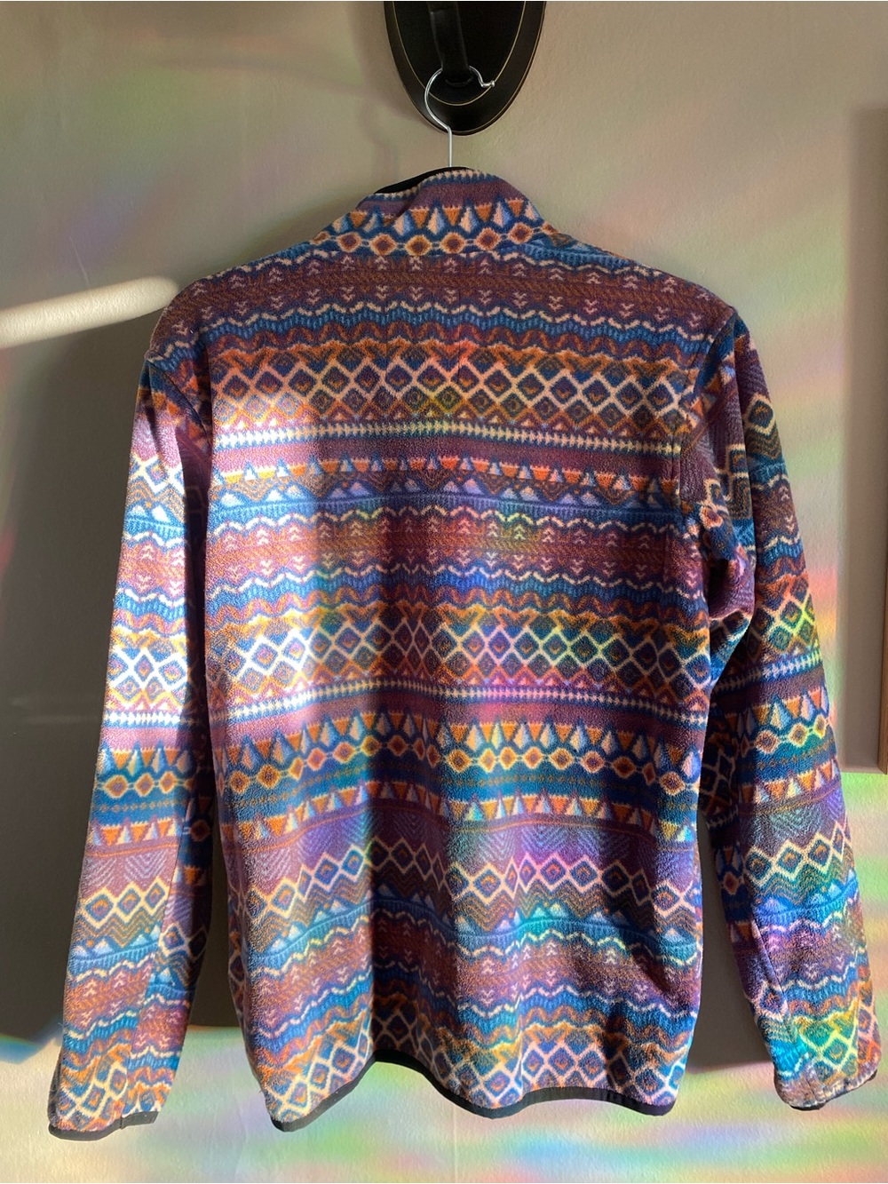 KAVU Multi-Color Patterned Fleece Pullover - Picture 3 of 4